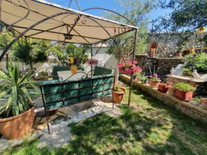 Joni Guest House
